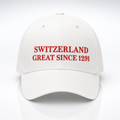 Casquette blanche suisse à broderie rouge Switzerland Great Since 1291, vue de face