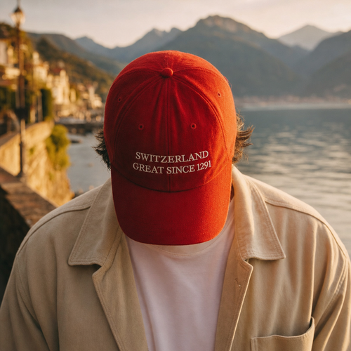 Casquette rouge SWITZERLAND GREAT SINCE 1291 portee