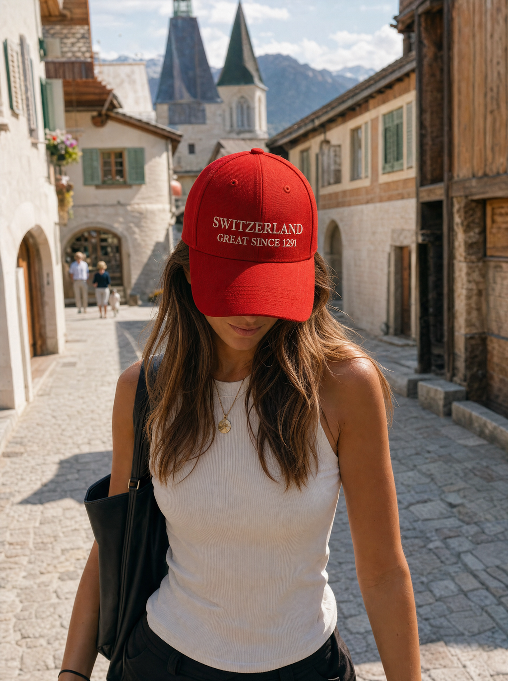 Casquette rouge SWITZERLAND GREAT SINCE 1291 portee - lifestyle suisse